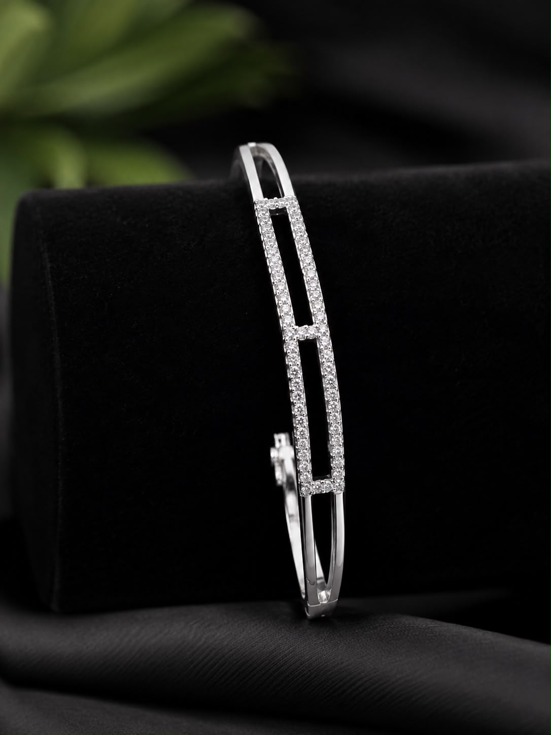 Silver Sparkle Kada